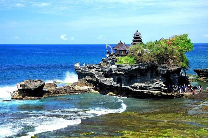 West of Bali : Jati luwih rice terraces,tanah lot temple 